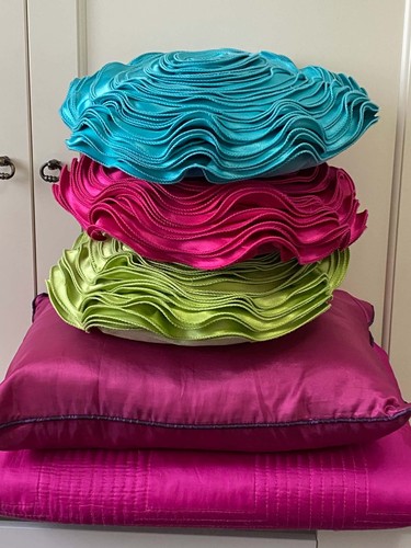 Next satin bed - set,