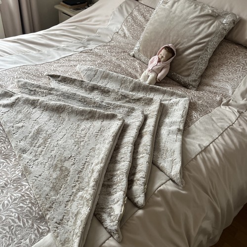 Inches grey cream - 4,