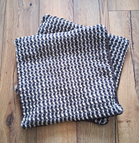 Next square woven - square,