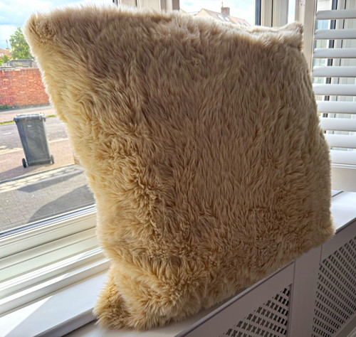 Beige faux fur - fur, square