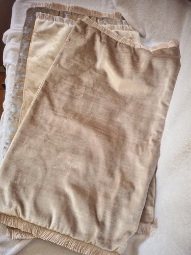 Next gold rectangular - gold,